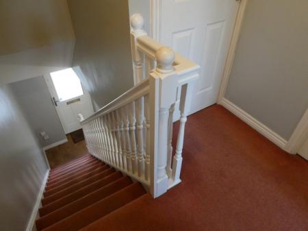 2 bedroom Terraced House to let in Walstow Crescent, Armthorpe, DN3