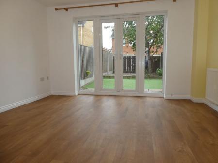 2 bedroom Terraced House to let in Walstow Crescent, Armthorpe, DN3