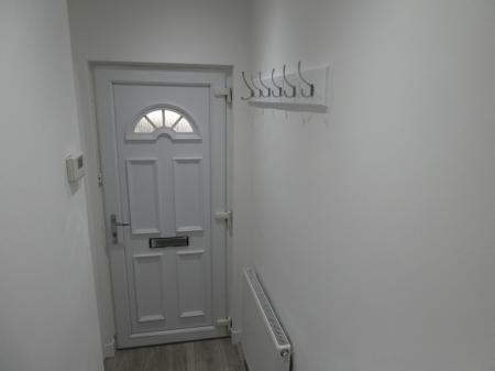 3 bedroom Semi-detached house to let in Ingleborough Drive, Sprotbrough, DN5