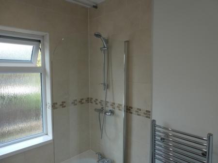 3 bedroom Semi-detached house to let in Ingleborough Drive, Sprotbrough, DN5