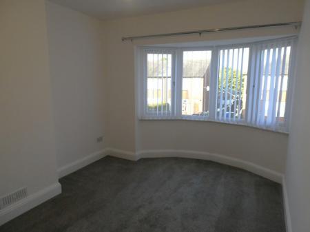 3 bedroom Semi-detached house to let in Ingleborough Drive, Sprotbrough, DN5