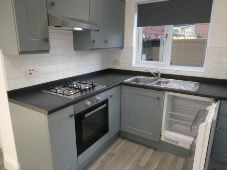 3 bedroom Semi-detached house to let in Ingleborough Drive, Sprotbrough, DN5
