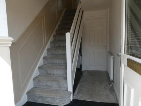 3 bedroom Semi-detached house to let in Lime Tree Walk, Conisbrough, DN12