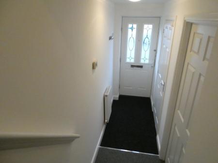 2 bedroom Town house to let in Aidans Close, Clay Lane, Doncaster, DN2