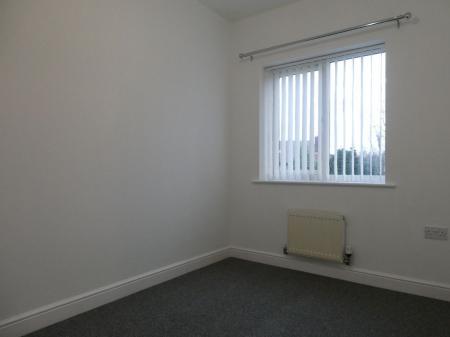 2 bedroom Town house to let in Aidans Close, Clay Lane, Doncaster, DN2