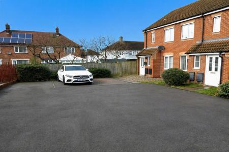 Aidans Close, Clay Lane, Doncaster, DN2