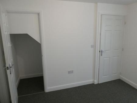 2 bedroom Town house to let in Aidans Close, Clay Lane, Doncaster, DN2