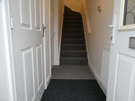 2 bedroom Town house to let in Aidans Close, Clay Lane, Doncaster, DN2