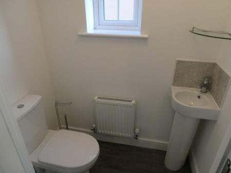 2 bedroom Semi-detached house to let in Hurrier Grove, New Rossington, DN11