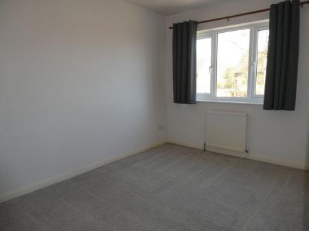 2 bedroom Semi-detached house to let in Knights Close, Belton, DN9