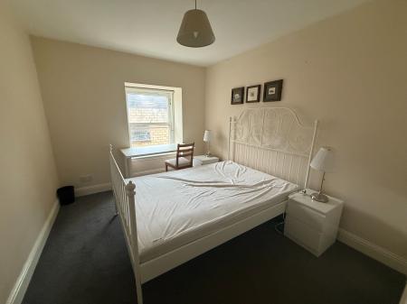 2 bedroom Flat to let in Bank Street, City Centre, Dundee, DD1