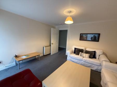 2 bedroom Flat to let in Bank Street, City Centre, Dundee, DD1