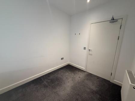 2 bedroom Flat to let in Blackness Street, West End, Dundee, DD1