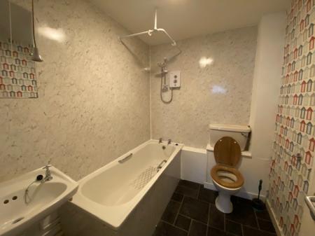 3 bedroom Flat to let in Commerce St, Arbroath, Angus, DD11