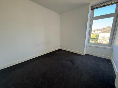 2 bedroom Flat to let in Gardner Street, Law, Dundee, DD3