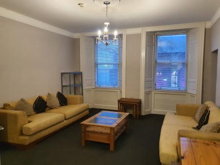 2 bedroom Flat to let in Nethergate, West End, Dundee, DD1