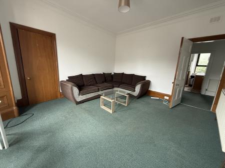 2 bedroom Flat to let in Perth Road, Dundee, DD2