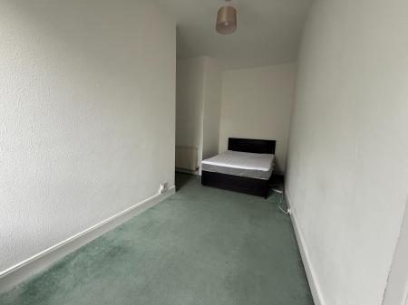2 bedroom Flat to let in Perth Road, Dundee, DD2