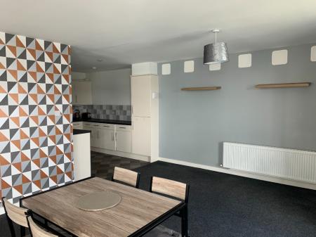 2 bedroom Flat to let in West Victoria Dock Road, City Quay, Dundee, DD1