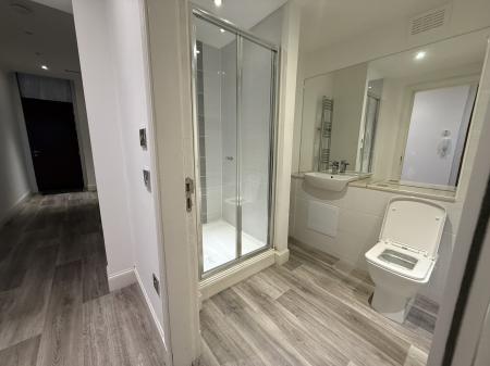 2 bedroom Flat to let in Camphill Road, Broughty Ferry, Dundee, DD5