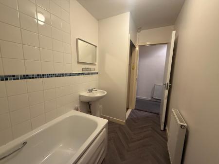 1 bedroom Flat to let in Brown Constable Street, Dundee, DD4