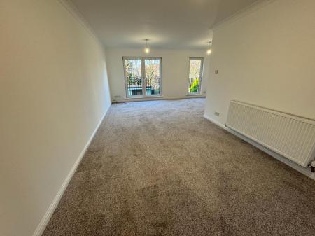 4 bedroom Town house to let in Dudhope Gardens, Law, Dundee, DD3