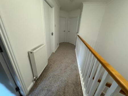 4 bedroom Town house to let in Dudhope Gardens, Law, Dundee, DD3