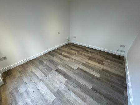 4 bedroom Town house to let in Dudhope Gardens, Law, Dundee, DD3