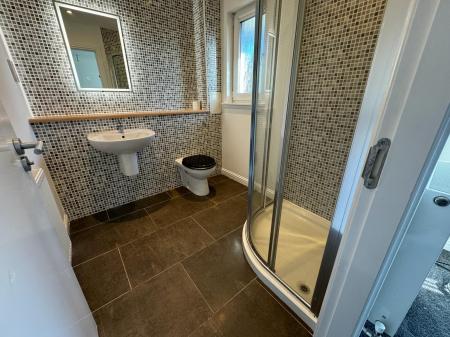 4 bedroom Town house to let in Dudhope Gardens, Law, Dundee, DD3