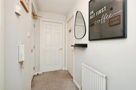 2 bedroom Flat to let in South Fort Street, Leith, Edinburgh, EH6