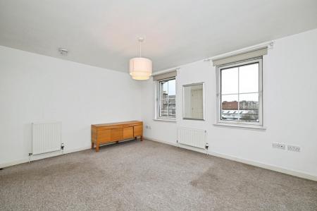 2 bedroom Flat to let in South Fort Street, Leith, Edinburgh, EH6