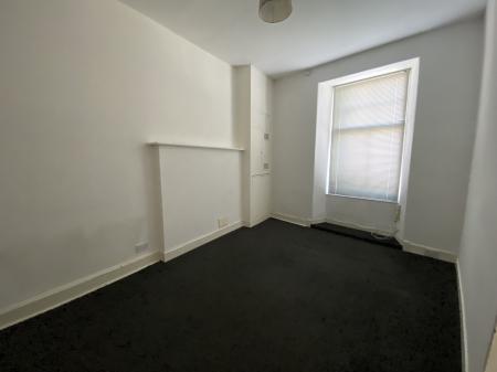 2 bedroom Flat to let in Hawkhill, West End, Dundee, DD2