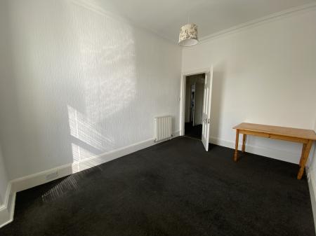 2 bedroom Flat to let in Hawkhill, West End, Dundee, DD2
