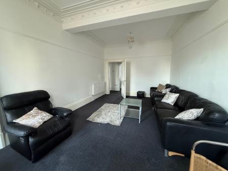 2 bedroom Flat to let in Meadowside, Dundee, DD1