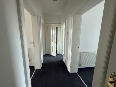 2 bedroom Flat to let in Meadowside, Dundee, DD1