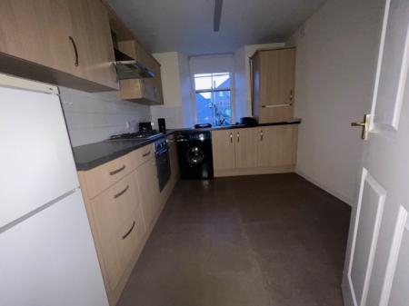 2 bedroom Flat to let in The Vennel, Forfar, DD8