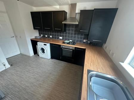 2 bedroom Flat to let in Erskine Street, Dundee, DD4