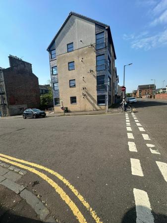 2 bedroom Flat to let in Erskine Street, Dundee, DD4