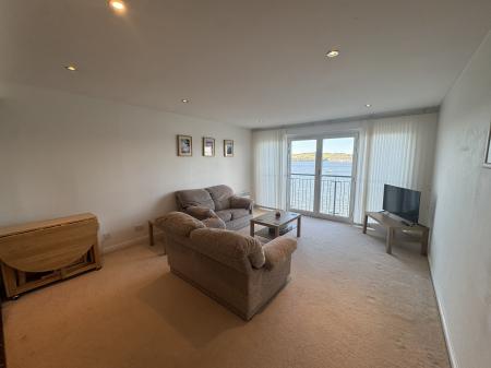 2 bedroom Flat to let in Marine Parade Walk, City Quay, Dundee, DD1