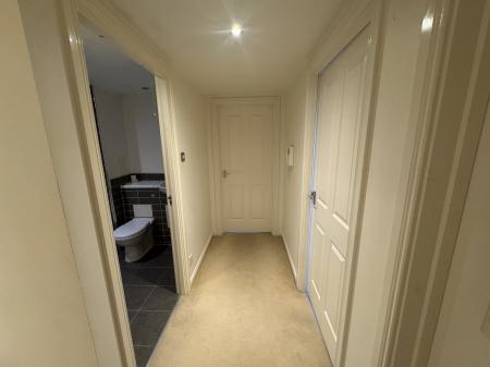 2 bedroom Flat to let in Marine Parade Walk, City Quay, Dundee, DD1