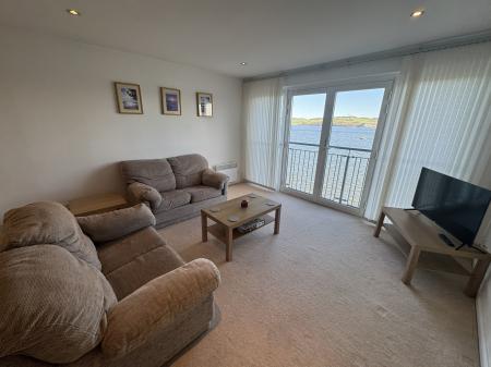 2 bedroom Flat to let in Marine Parade Walk, City Quay, Dundee, DD1