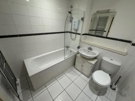 2 bedroom Flat to let in West Victoria Dock Road, City Centre, Dundee, DD1