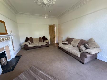 2 bedroom Flat to let in Baxter Park Terrace, Baxter Park, Dundee, DD4
