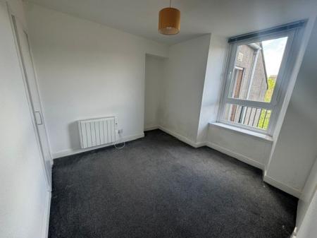 1 bedroom Flat to let in Polepark Road, Dudhope, Dundee, DD1