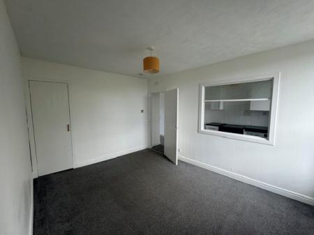 1 bedroom Flat to let in Polepark Road, Dudhope, Dundee, DD1