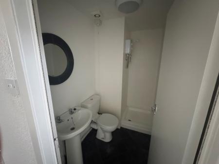 1 bedroom Flat to let in Polepark Road, Dudhope, Dundee, DD1
