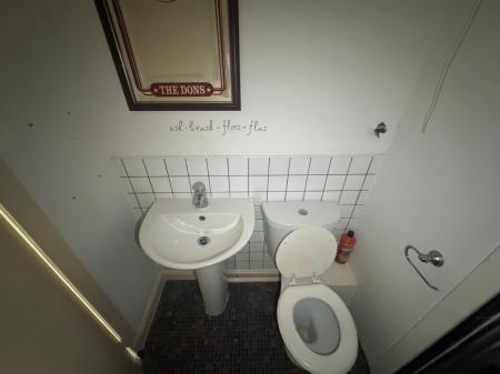 1 bedroom Flat to let in Polepark Road, Dudhope, Dundee, DD1