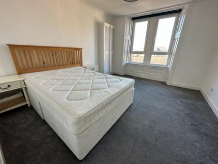 2 bedroom Flat to let in Park Avenue, Stobswell, Dundee, DD4