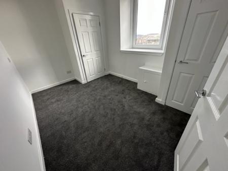 2 bedroom Flat to let in Park Avenue, Stobswell, Dundee, DD4