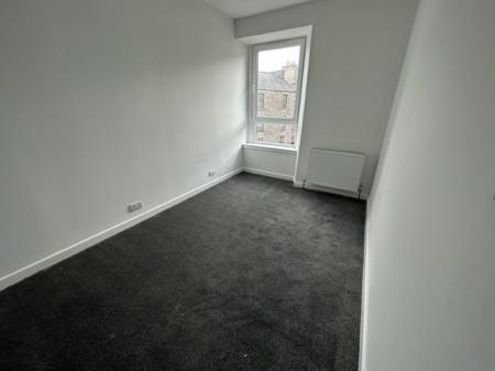 2 bedroom Flat to let in Park Avenue, Stobswell, Dundee, DD4